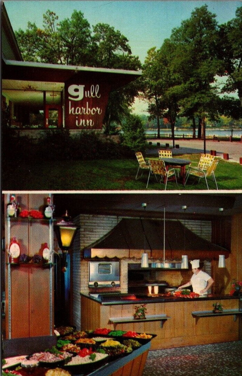 Gull Harbor Inn - Vintage Postcard